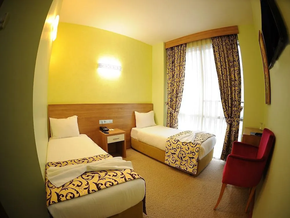 Nice Royal Istanbul Hotel