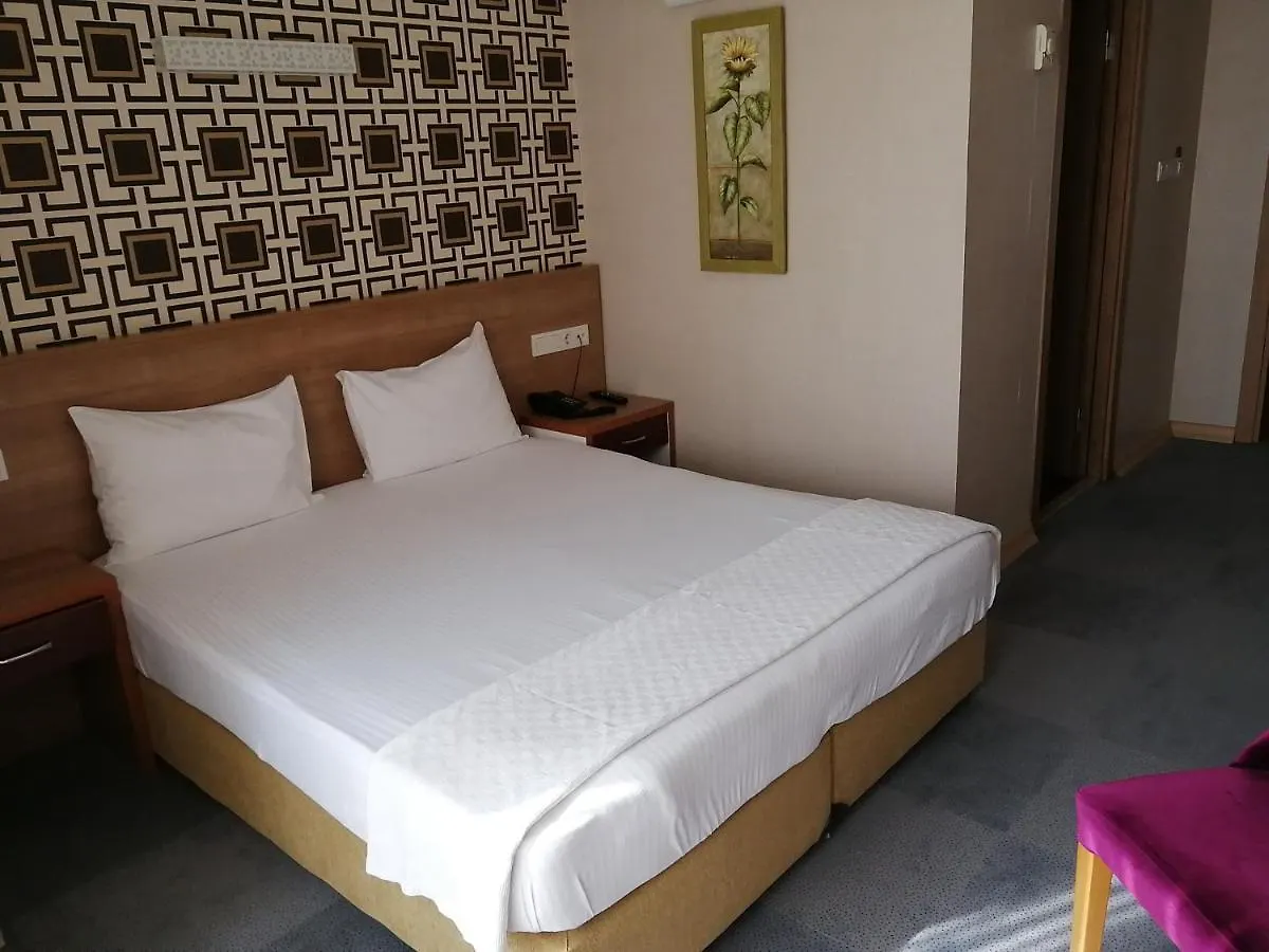 Hotel Nice Royal Istanbul